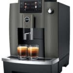 Espressomachine voor horeca en zakelijke gebruik, professionele koffiezetapparaat met digitale bediening en dubbele uitloop voor het bereiden van espresso en koffie.