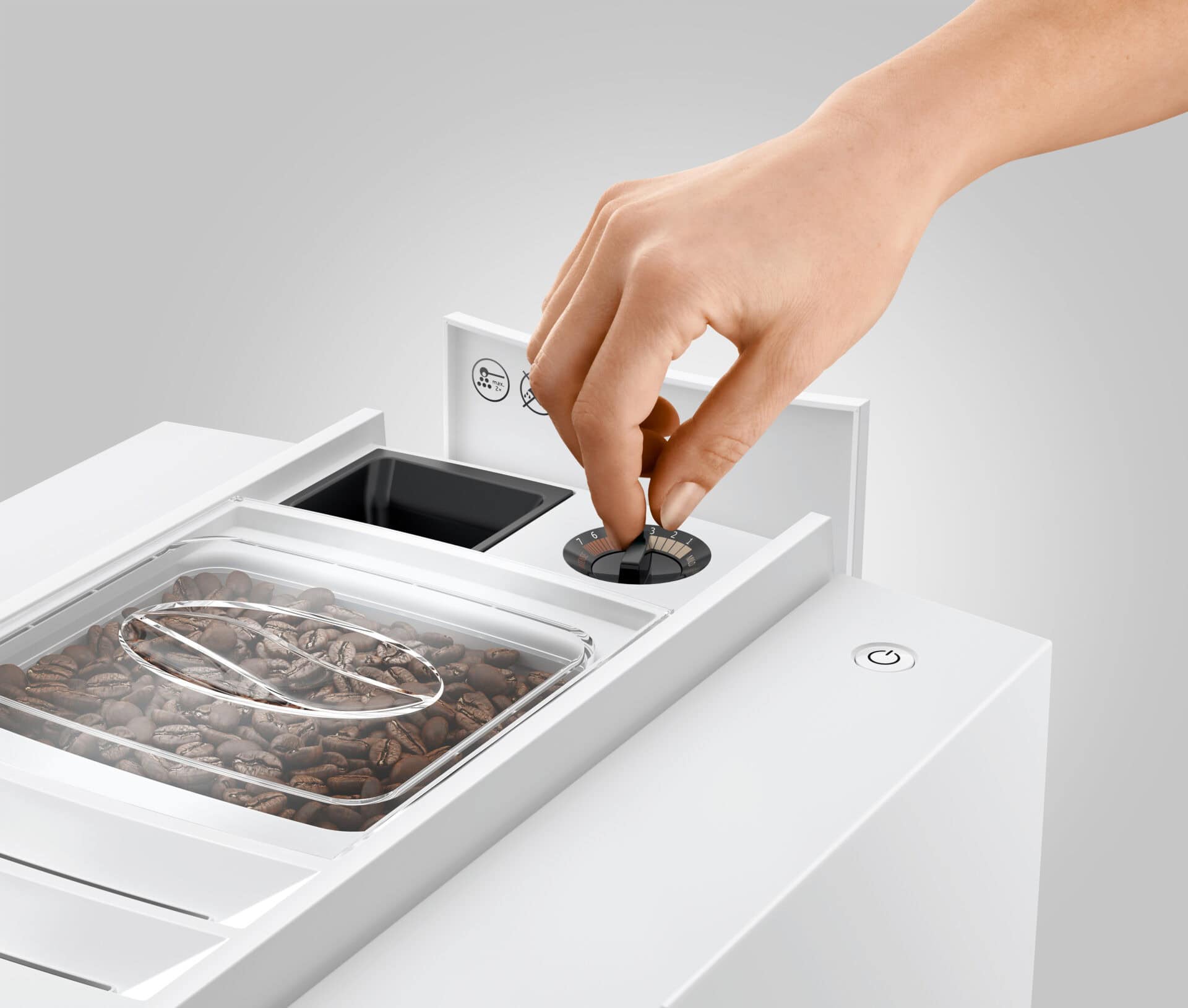 Maalwerk van de E8 Piano White
