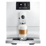 Latte macchiato uit de C9 Piano White