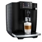 Latte macchiato uit de E6 Piano Black